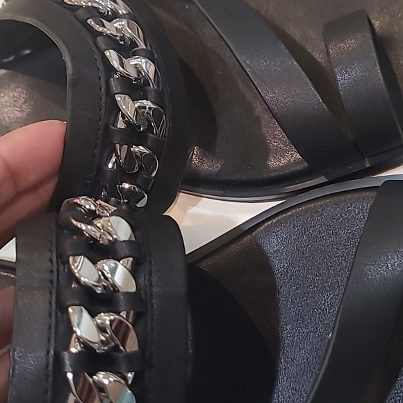 Michael Kors Black Leather Sandals with Silver Chain Design Size 10 - Picture 9 of 13